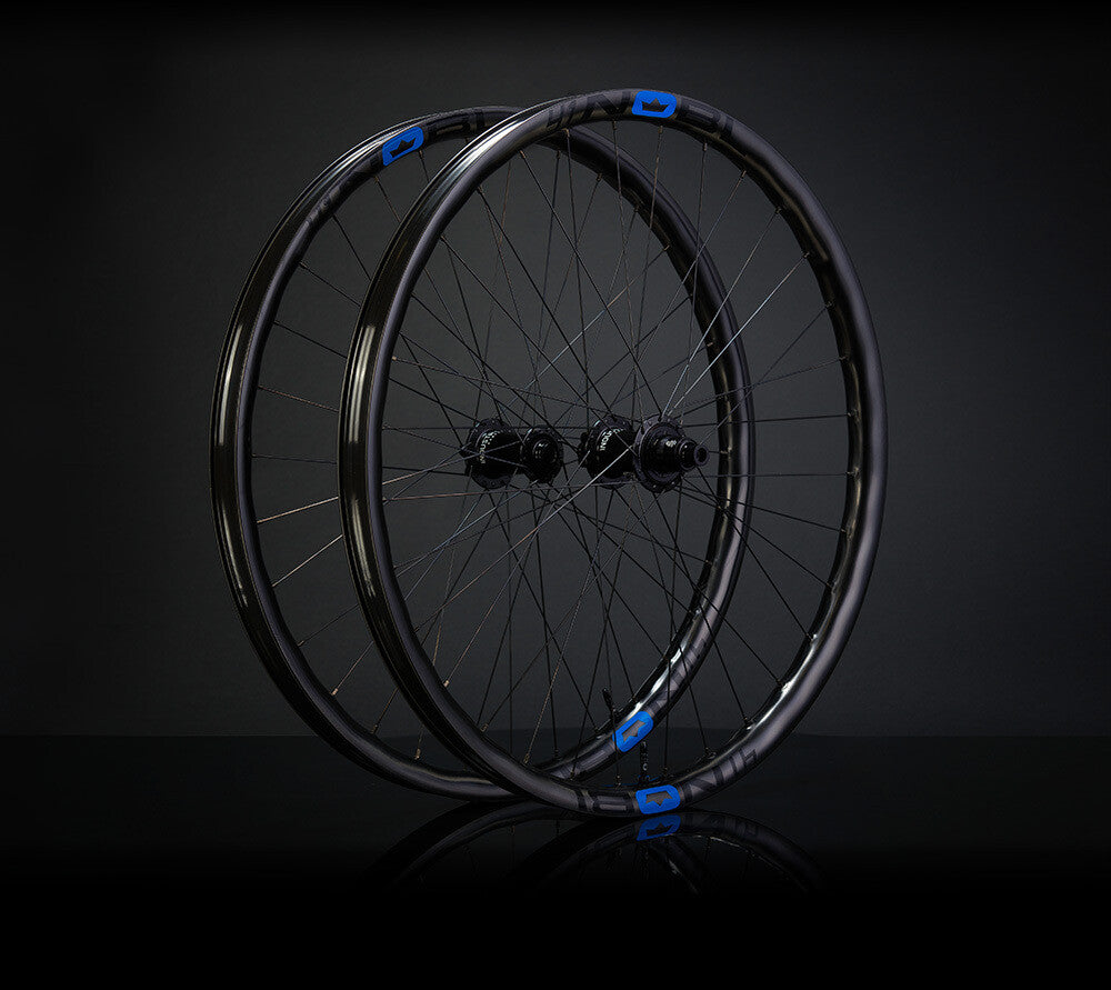 NOBL TR41 wheelset | Industry Nine Hydra